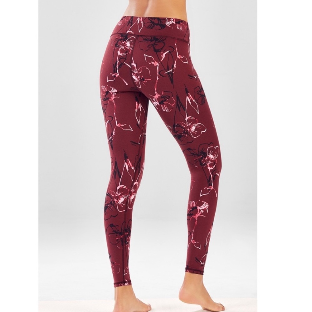 Fabletics Salar Printed Powerflex Leggings 7/8 Length